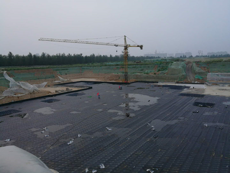 中關(guān)村健康科技產(chǎn)業(yè)園項目基礎施工現(xiàn)場 中關(guān)村健康科技產(chǎn)業(yè)園項目基礎施工現(xiàn)場